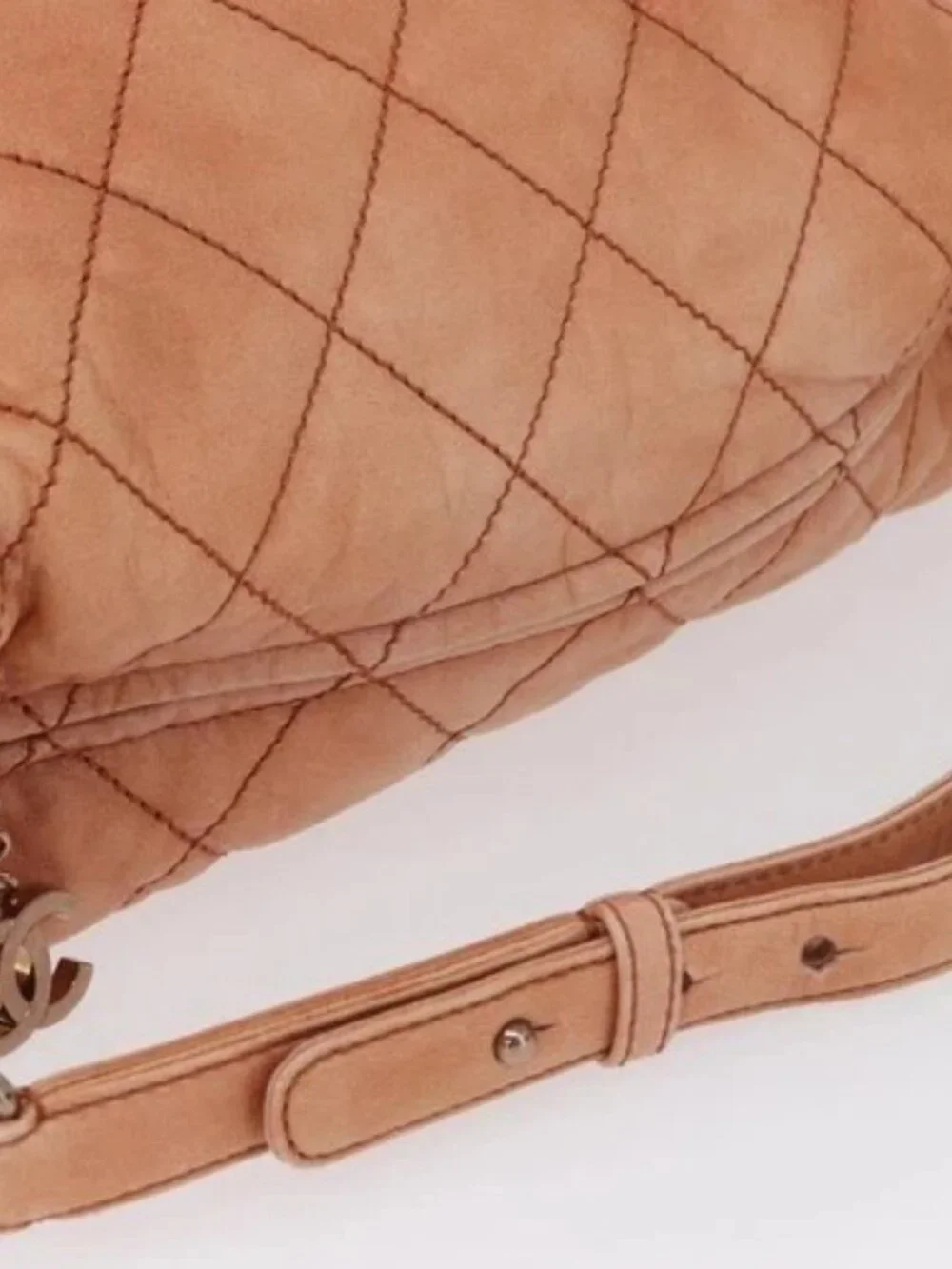 CHANEL Matelasse Shoulder Bag Lamb Skin Orange Gold CC Auth ARZ069V
